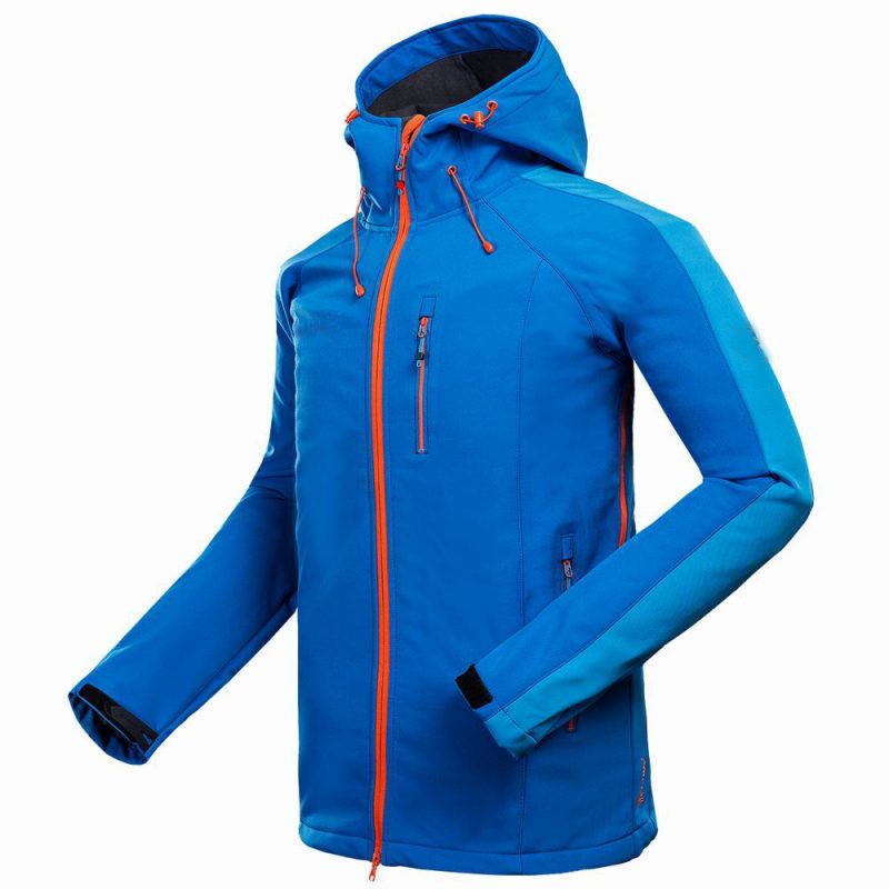 New foreign trade men outdoor mountaineering camping leisure sports clothing anti wind compound jacket soft shell jacket